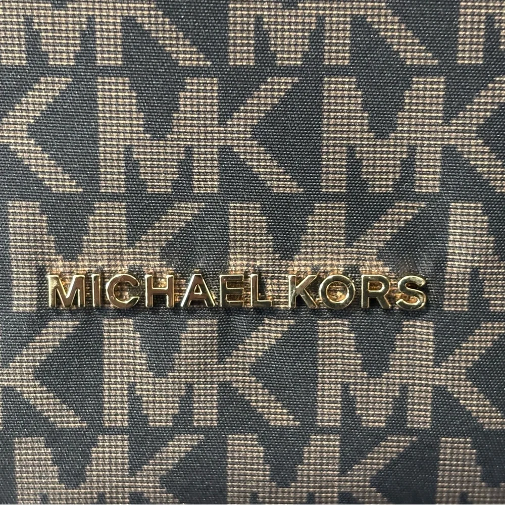Michael Kors Georgia Large Nylon Tote Bag - Picture 4 of 16